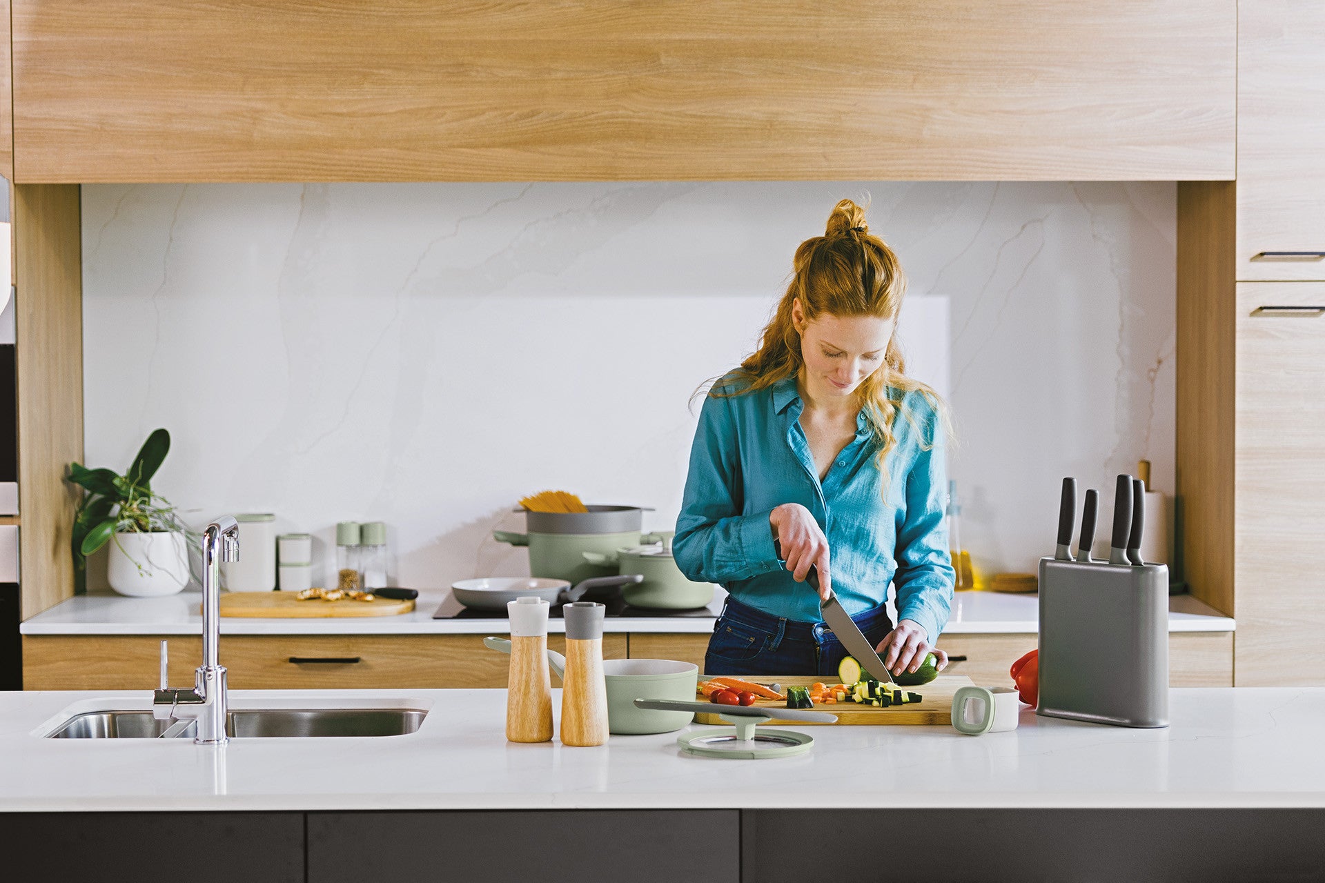 BergHOFF 6-Piece Knife Block Set - Balance Series with Recycled Plastic and Two-Tone Insert