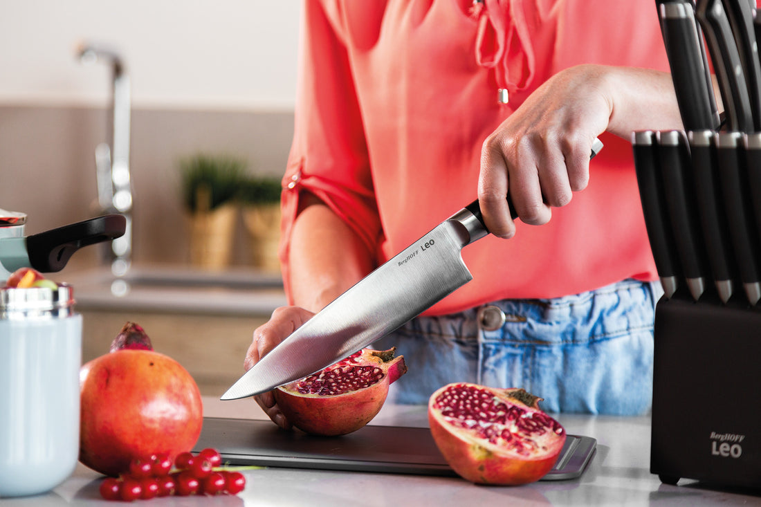 BergHOFF Chef's Knife 20cm - Graphite Series with Curved Tip and Wide Blade for Mincing and Light Cleaving