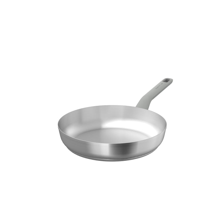 28 cm frying pan with a sleek silver finish and a light gray handle, featuring a smooth cooking surface.