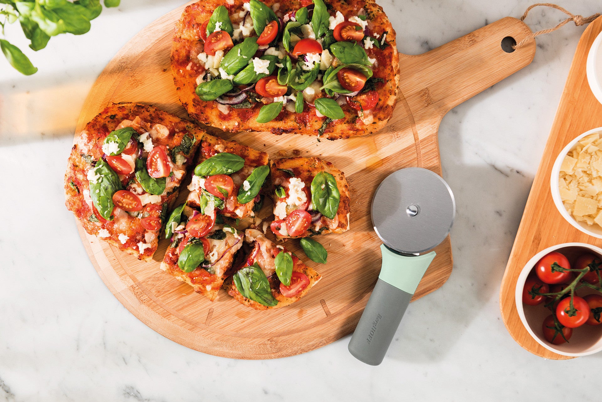 BergHOFF Pizza Cutter - Balance Series with Ergonomic Handle and Stainless Steel Blade