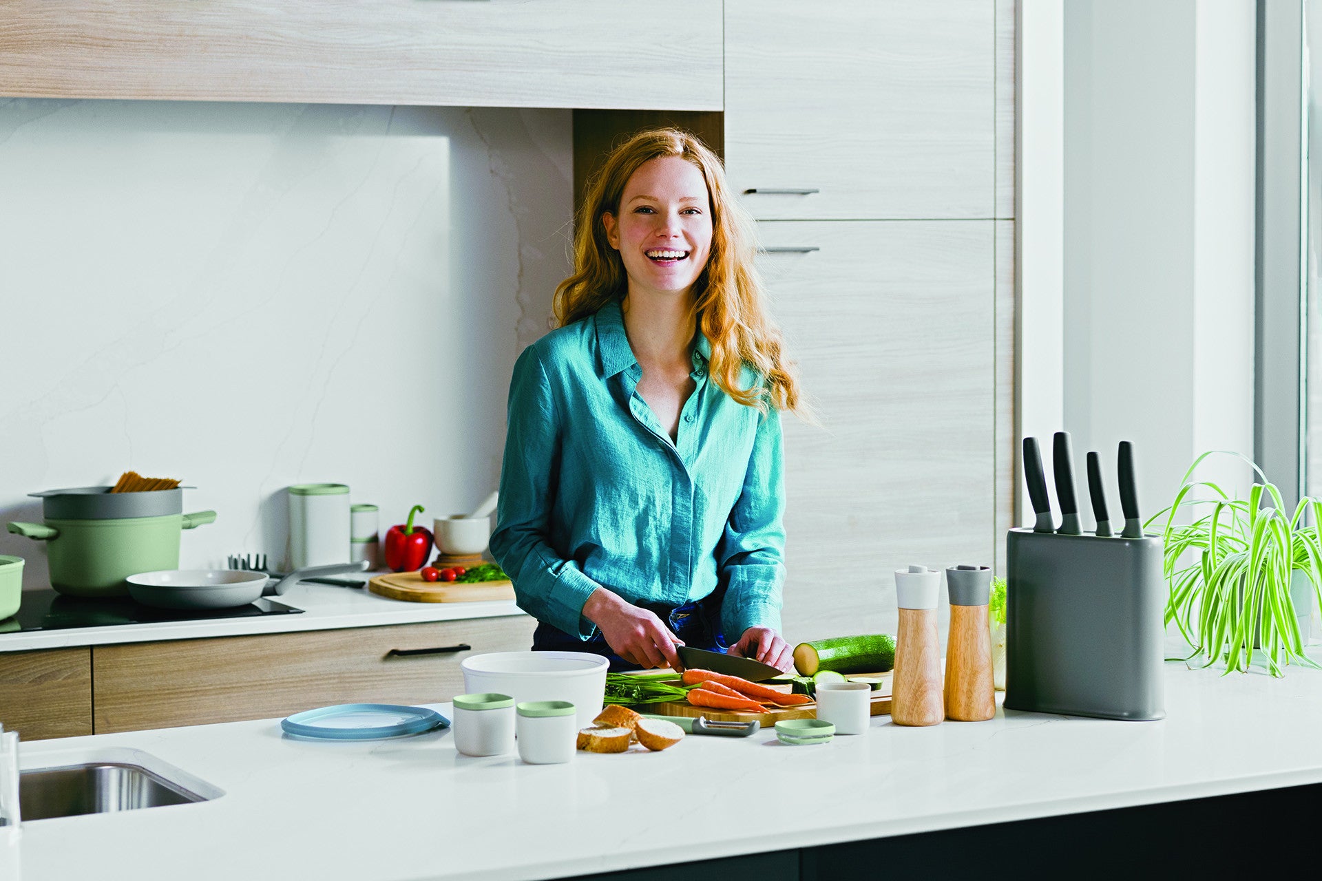 BergHOFF 6-Piece Knife Block Set - Balance Series with Recycled Plastic and Two-Tone Insert